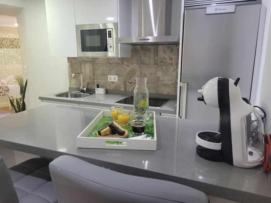 Apartamento Lirio De Agua Granada Centroアパートメント エクステリア 写真